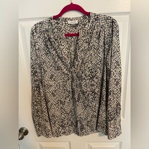 Calvin Klein Popover Top minimalist career work office